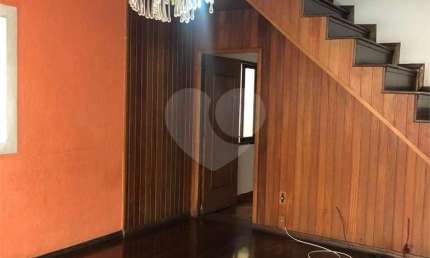 Casa com 3 quartos à venda na Leonor De Oliveira, Centro, Mairiporã