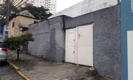 Prédio à venda na Rua Itaici, Santa Teresinha, São Paulo