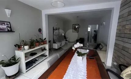 Casa com 3 quartos à venda na Rua Rubiácea, Santana, São Paulo