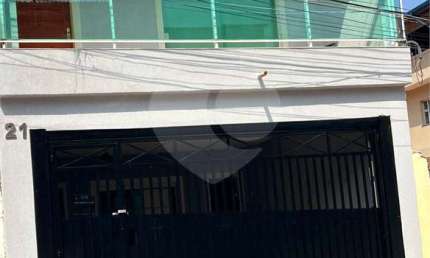 Sobrado com 6 quartos à venda em Jardim Denise - SP