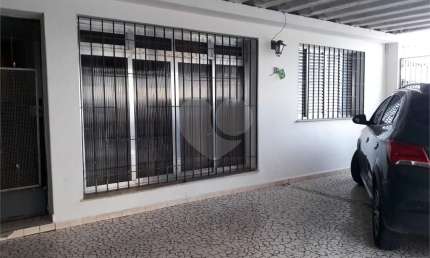 Casa térrea com 4 quartos à venda em Vila Romero - SP