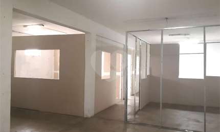 Prédio à venda na Professor Marcondes Domingues, Tucuruvi, São Paulo