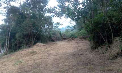 Terreno à venda na Henrique Silva De Sá, Jardim Samambaia, Mairiporã