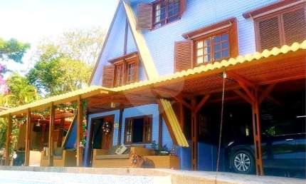 Sobrado com 1 quartos à venda ou para locação em São Vicente - SP