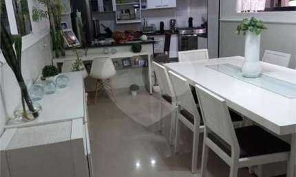 Casa com 3 quartos à venda na Rua Pousada de Saramagos, Imirim, São Paulo