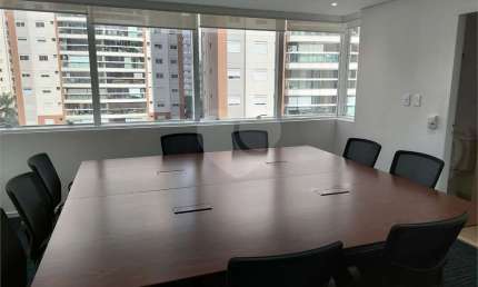 Sala comercial à venda na Rua Helena, Vila Olímpia, São Paulo