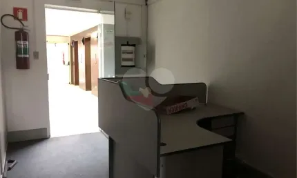 Sala comercial à venda na Rua Santa Isabel, Santa Cecília, São Paulo