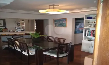 Apartamento com 4 quartos à venda em Vila Sônia - SP