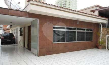 Casa térrea com 3 quartos à venda em Vila Mazzei - SP