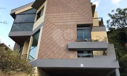 Sobrado com 4 quartos à venda ou para locação em Parque Dos Príncipes - SP