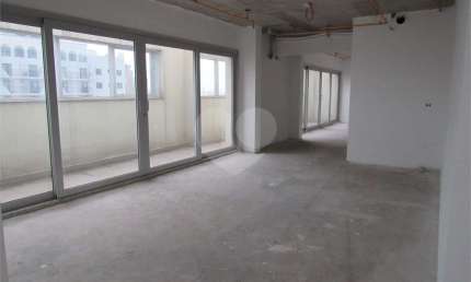 Sala comercial à venda na Rua Voluntários da Pátria, Santana, São Paulo