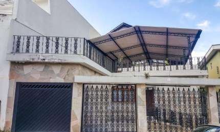 Casa térrea com 3 quartos à venda em Jardim Carlu - SP