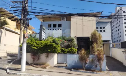 Casa com 4 quartos à venda na Rua Frei Vicente do Salvador, Santana, São Paulo