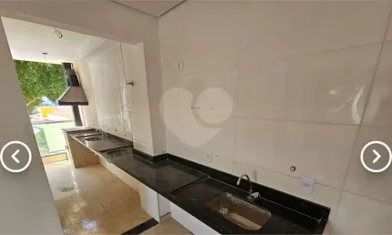 Condomínio com 2 quartos à venda em Vila Constança - SP