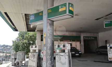 Terreno à venda na Avenida Mazzei, Vila Mazzei, São Paulo