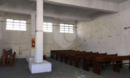 Prédio inteiro à venda ou para locação em Vila Jaraguá - SP