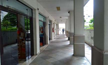 Sala comercial para alugar na Rua Tamandaré, Liberdade, São Paulo