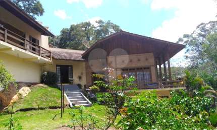 Sobrado com 3 quartos à venda ou para locação em Alpes De Caieiras - SP