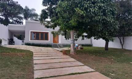 Condomínio com 3 quartos à venda ou para locação em Santa Inês - SP
