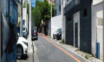 Prédio inteiro à venda ou para locação em São Judas - SP