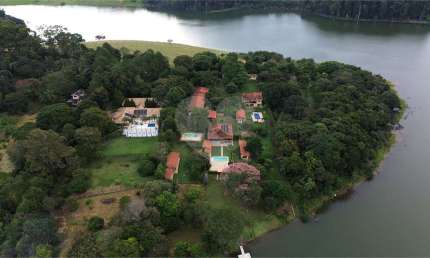 Fazenda à venda na Municipal Dr Lupércio Marques De Assis, Centro, Piracaia