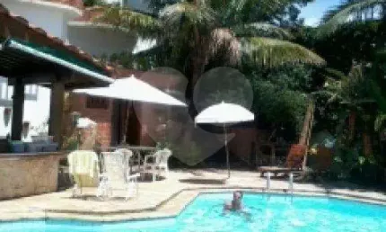 Sobrado com 4 quartos à venda em Jardim São Bento - SP