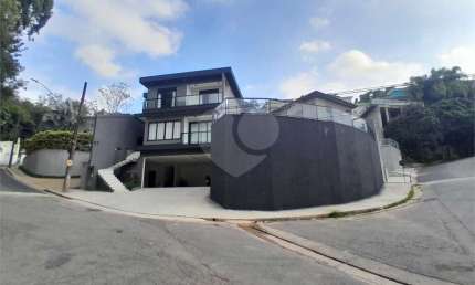 Condomínio com 3 quartos à venda em Vila Santos - SP