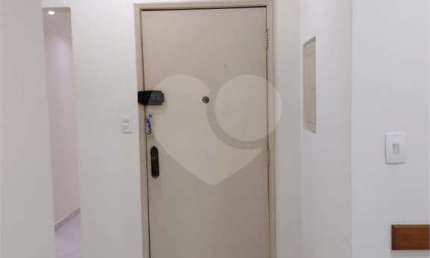 Apartamento com 3 quartos à venda em República - SP