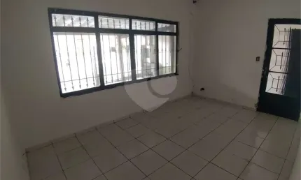 Casa térrea com 2 quartos à venda em Vila Mazzei - SP