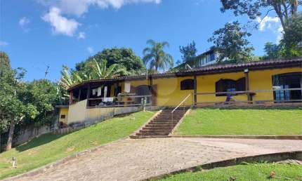 Condomínio com 2 quartos à venda ou para locação em Roseira - SP
