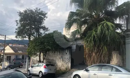 Casa térrea com 6 quartos à venda em Vila Mazzei - SP