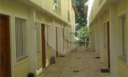 Condomínio com 2 quartos à venda ou para locação em Vila Irmãos Arnoni - SP