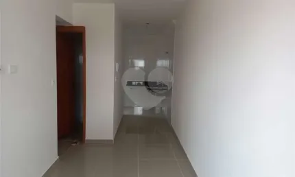 Condomínio com 2 quartos à venda em Vila Constança - SP