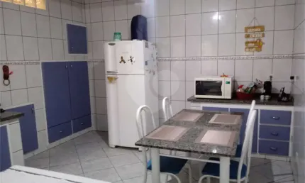 Casa com 3 quartos à venda na Domingos Delgado, Brasilândia, São Paulo