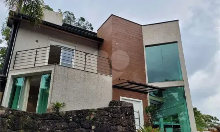Condomínio com 3 quartos à venda ou para locação em Roseira - SP