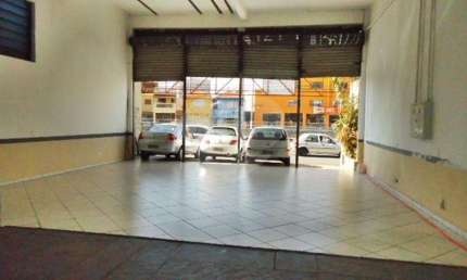 Prédio inteiro à venda ou para locação em Vila Bandeirantes - SP