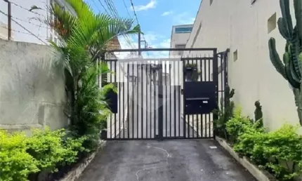 Casa em condomínio fechado com 3 quartos à venda na Rua Alfredo Pujol, Santana, São Paulo