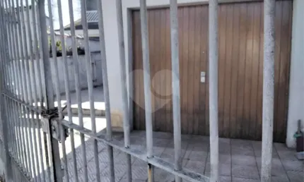 Casa térrea com 2 quartos à venda em Carandiru - SP
