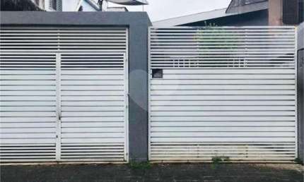 Casa térrea com 2 quartos à venda em Vila Guaca - SP