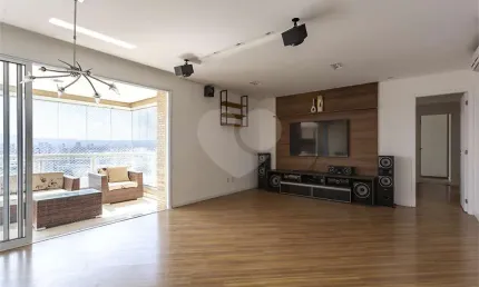 Apartamento com 4 quartos à venda na Rua Roma, Lapa, São Paulo