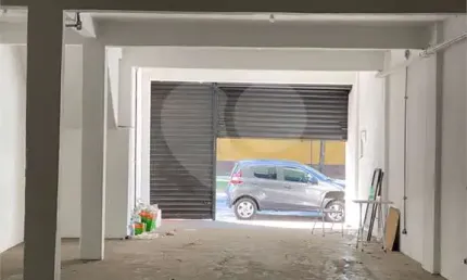 Prédio à venda na Rua Tapajós, Bom Retiro, São Paulo