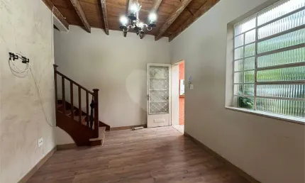Casa de vila com 2 quartos à venda ou para locação em água fria - sp