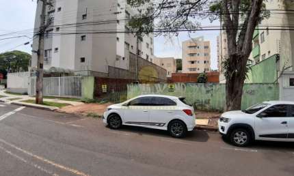 Terreno à venda na Rua Jangada, 224, Zona 07, Maringá por R$ 700.000