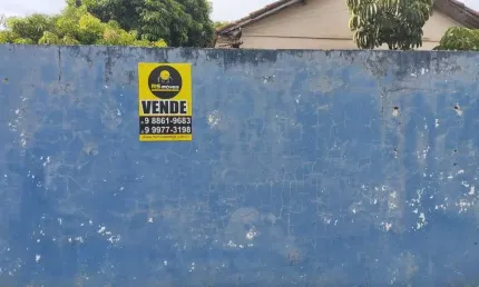 Terreno à venda na Rua Inhaúma, 404, Zona 03, Maringá
