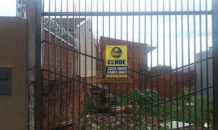 Terreno à venda na Rua Monsenhor Fritz, 45, Conjunto Habitacional Requião, Maringá por R$ 175.000