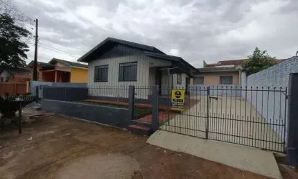 Casa com 4 quartos à venda na Rua Pioneiro Alcides Araújo Vargas, 136, Vila Esperança, Maringá