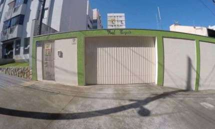 Kitnet / Stúdio à venda na Rua Bragança, 557, Zona 07, Maringá