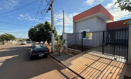 Casa com 3 quartos para alugar na Rua Tarao Hiriguti, 670, Jardim Eldorado, Marialva