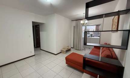 APARTAMENTO PRÓXIMO A UEM, MERCADÃO MUNICIPAL, CENTRO, ESTÁDIO.