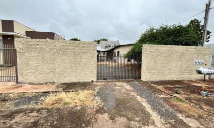 Casa com 1 quarto para alugar na Rua Pardal, 643, Parque Hortência, Maringá